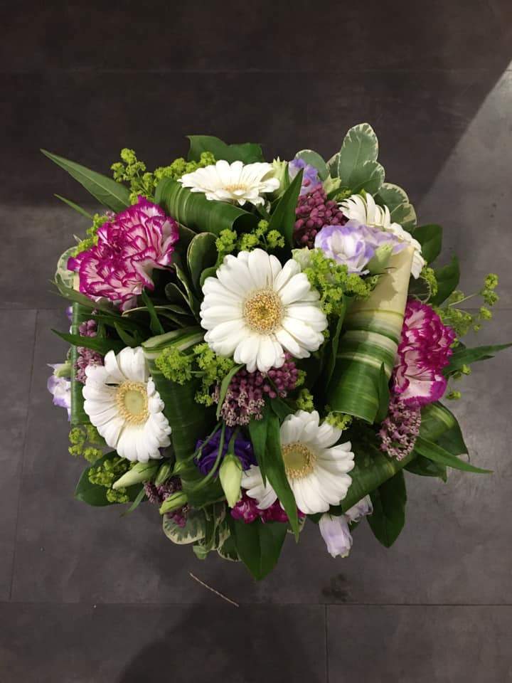 Composition florale fraîche Saint-Satur